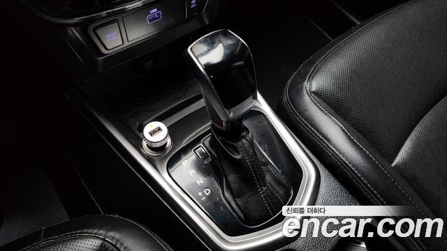 KG Mobility (SsangYong) Very New Tivoli Gasoline 1.5 2WD V3 2022 — фото 9