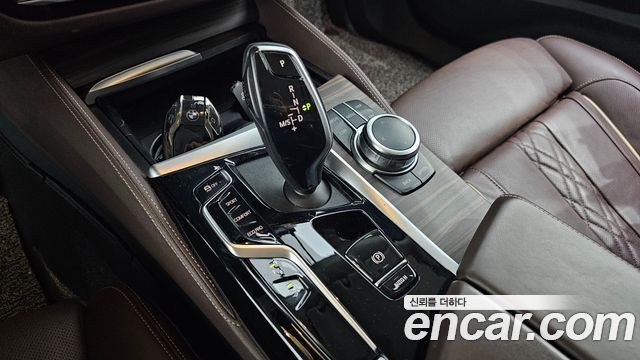 BMW 6 Series GT (G32) 620d Luxury 2022 — фото 9