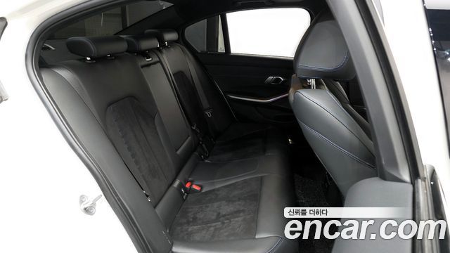 BMW 3 Series (G20) 320i M Sport 2021 — фото 16
