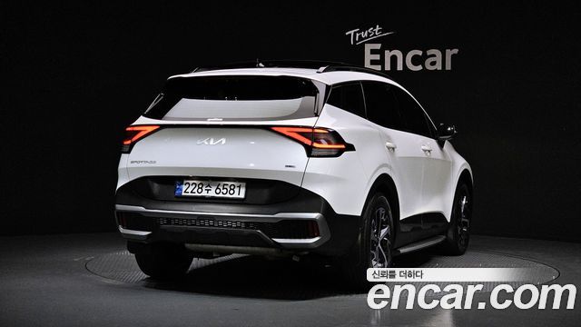 Kia Sportage Hybrid (V) Signature Gravity 4WD 2024 — фото 2