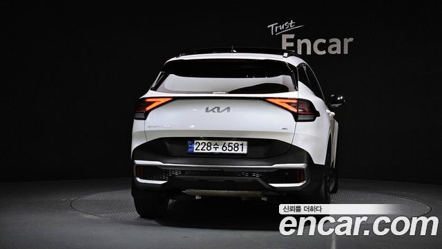 Kia Sportage Hybrid (V) Signature Gravity 4WD 2024 — фото 4