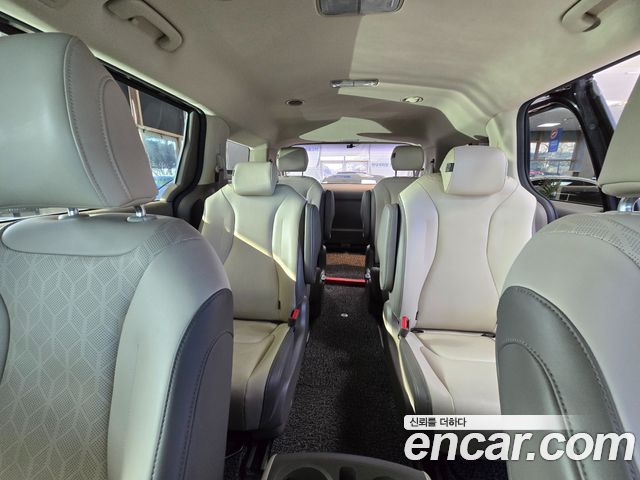 Kia Carnival (IV) Diesel 9-Seater Prestige 2021 — фото 15