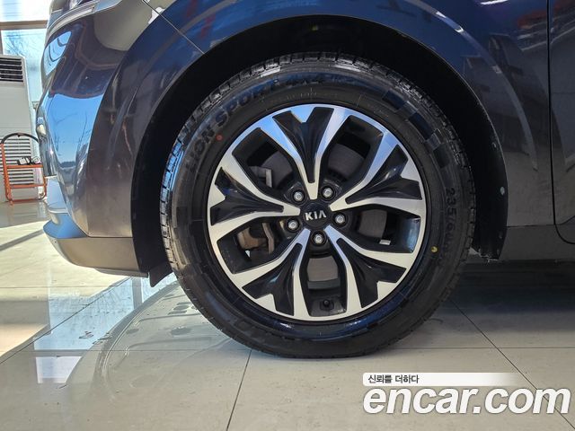 Kia Carnival (IV) Diesel 9-Seater Prestige 2021 — фото 24