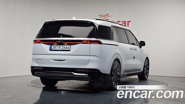 Kia Carnival (IV) Gasoline 7-Seater Signature 2023 — фото 2