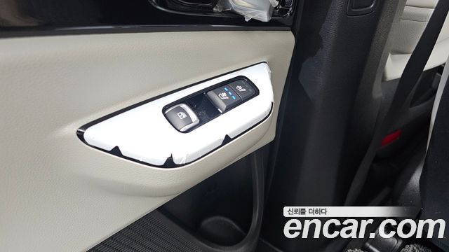 Kia Carnival (IV) Gasoline 7-Seater Signature 2023 — фото 18