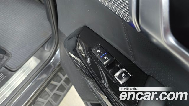 Kia Mohave The Master Diesel 3.0 4WD 6-Seater Masters 2023 — фото 18