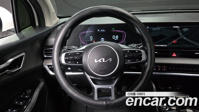 Kia Sportage (V) Diesel 2.0 2WD Prestige 2023 — фото 13