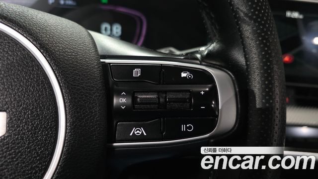 Kia Sportage (V) Diesel 2.0 2WD Prestige 2023 — фото 19