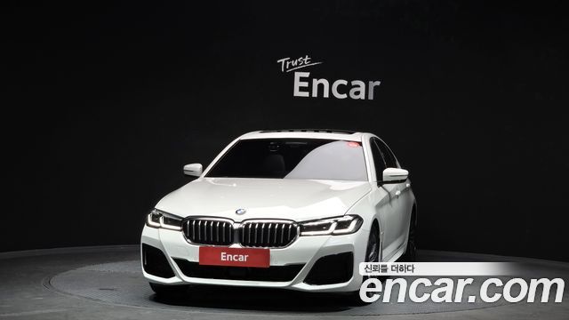 BMW 5 Series (G30) 520i M Sport 2022 — фото 3