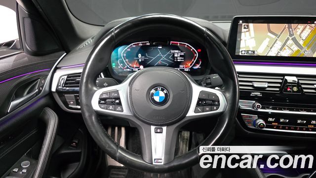 BMW 5 Series (G30) 520i M Sport 2022 — фото 13