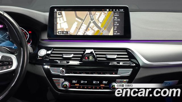 BMW 5 Series (G30) 520i M Sport 2022 — фото 14