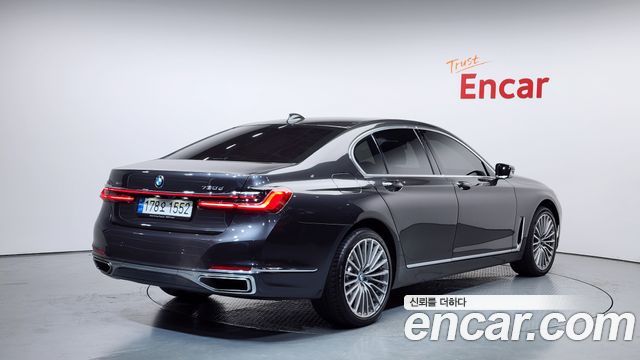 BMW 7 Series (G11) 730d xDrive Design Pure Excellence 2022 — фото 2