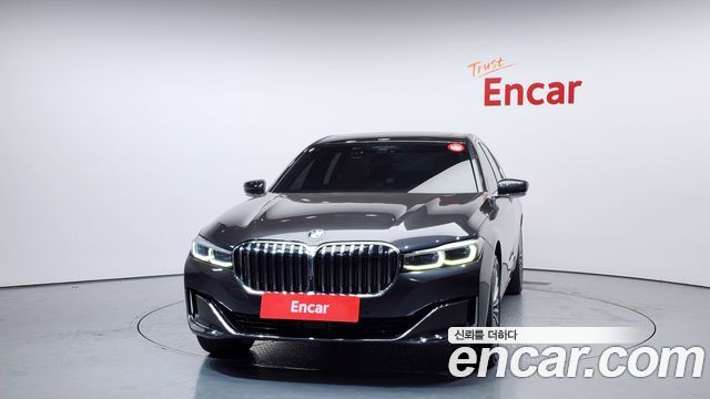 BMW 7 Series (G11) 730d xDrive Design Pure Excellence 2022 — фото 3