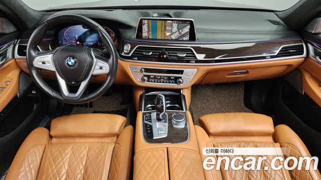 BMW 7 Series (G11) 730d xDrive Design Pure Excellence 2022 — фото 7