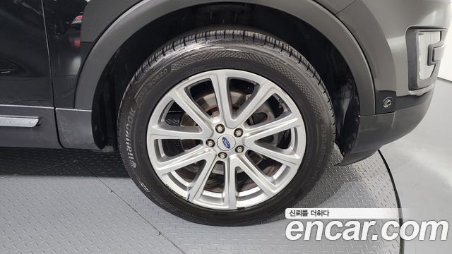 Ford Explorer 2.3 Limited 4WD 5th 2016 — фото 5
