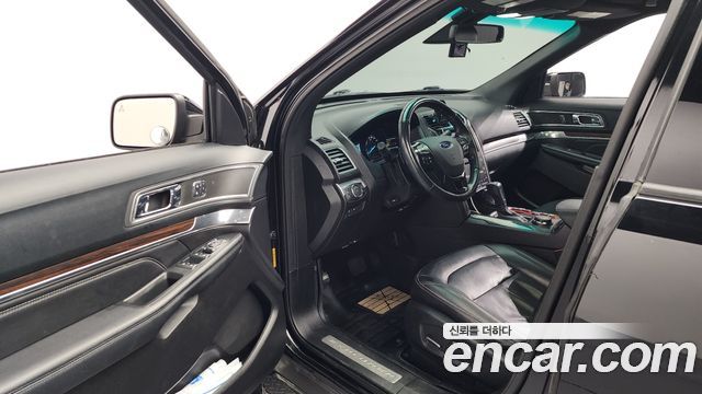 Ford Explorer 2.3 Limited 4WD 5th 2016 — фото 10