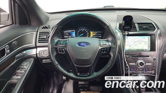 Ford Explorer 2.3 Limited 4WD 5th 2016 — фото 13