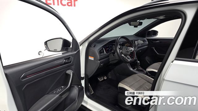 Volkswagen T-Roc 2.0 TDI Prestige 2022 — фото 16