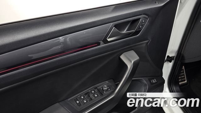 Volkswagen T-Roc 2.0 TDI Prestige 2022 — фото 22