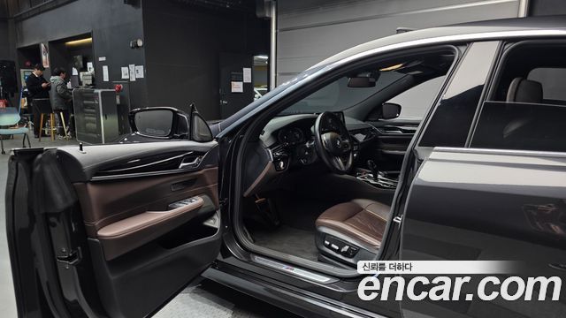 BMW 6 Series GT (G32) 630i xDrive M Sport 2022 — фото 15