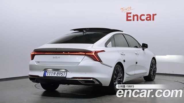 Kia K8 2.5 Gasoline 2WD Signature Special 2023 — фото 2