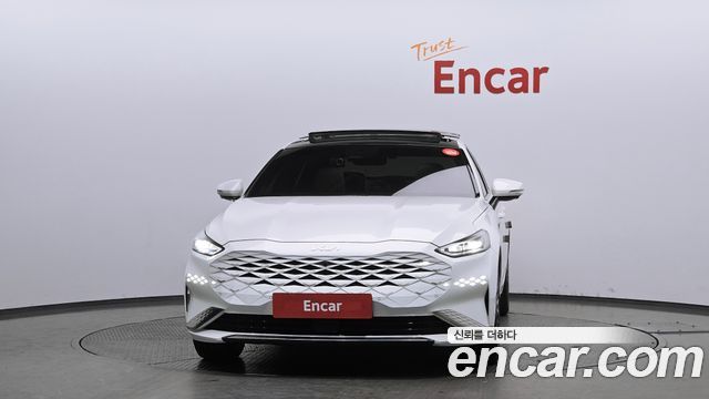 Kia K8 2.5 Gasoline 2WD Signature Special 2023 — фото 3