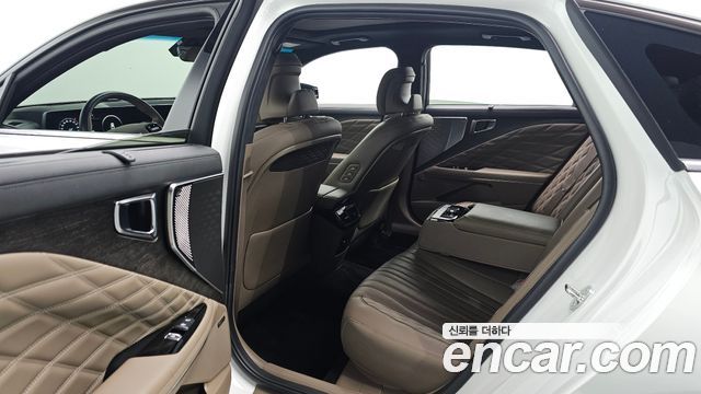 Kia K8 2.5 Gasoline 2WD Signature Special 2023 — фото 12