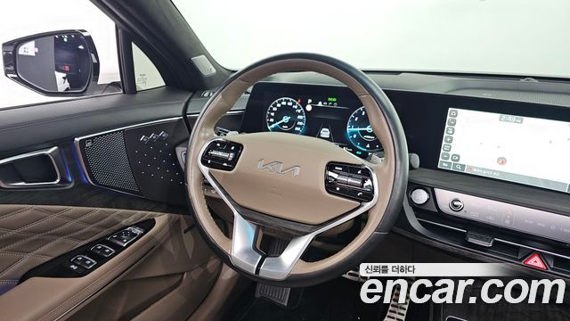 Kia K8 2.5 Gasoline 2WD Signature Special 2023 — фото 13