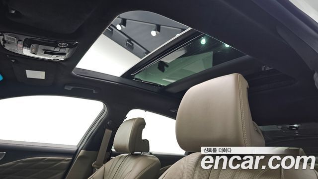 Kia K8 2.5 Gasoline 2WD Signature Special 2023 — фото 17