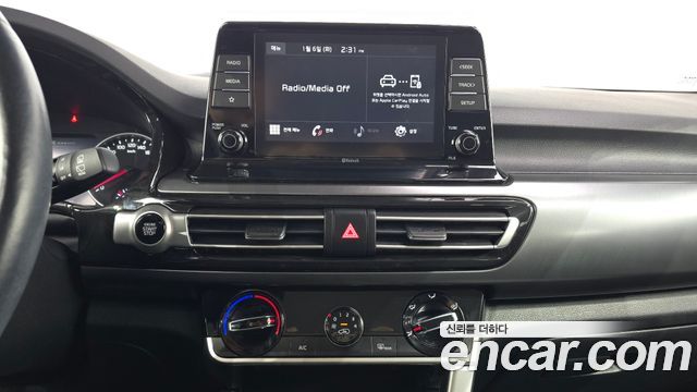 Kia Seltos Gasoline 1.6 Turbo 2WD Signature 2023 — фото 14