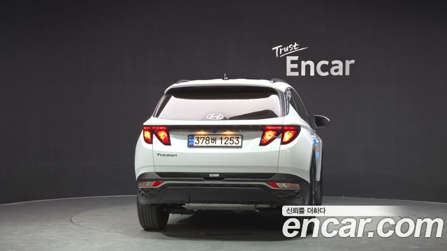 Hyundai Tucson (NX4) Gasoline 1.6 Turbo 2WD Premium 2022 — фото 4