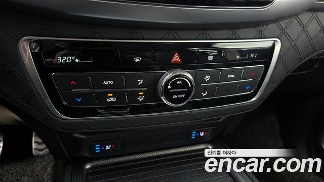 KG Mobility (SsangYong) Rexton Diesel 2.2 2WD Prestige 2022 — фото 17