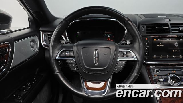 Lincoln Continental (X) 3.0 AWD 2018 — фото 13