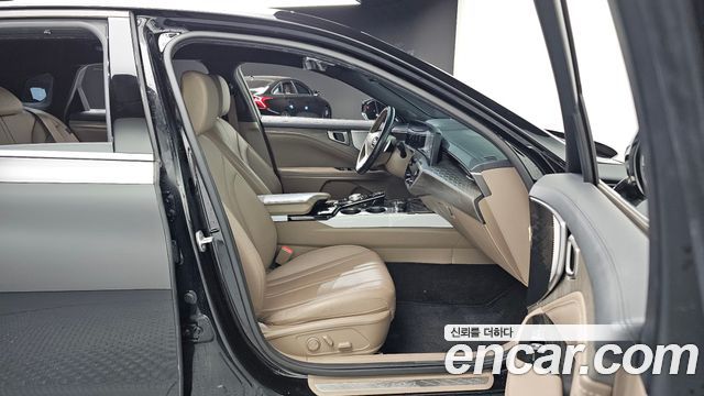 Kia K8 2.5 Gasoline 2WD Noblesse 2022 — фото 12