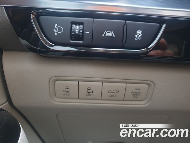 Kia Carnival (IV) Gasoline 9-Seater Hi-Limousine Signature 2023 — фото 17