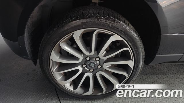 Land Rover Range Rover (IV) 5.0 SC AB 2014 — фото 5