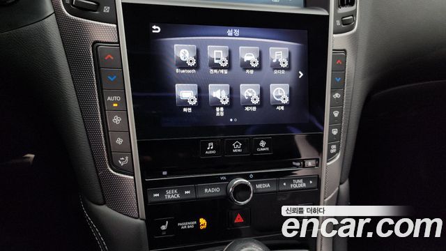 Infiniti Q50 2.2d Premium 2015 — фото 15