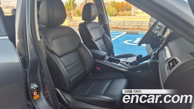 Renault Korea QM6 2.0 LPe LE Signature 2WD 2023 — фото 15