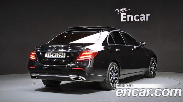 Mercedes-Benz E-Class (W213) E300e Exclusive 2019 — фото 2
