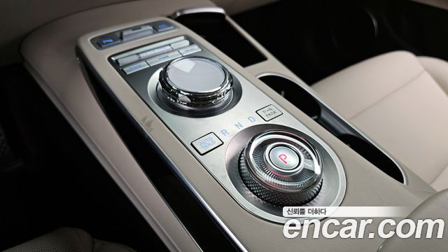 Genesis GV70 2.5T Gasoline AWD 2022 — фото 9