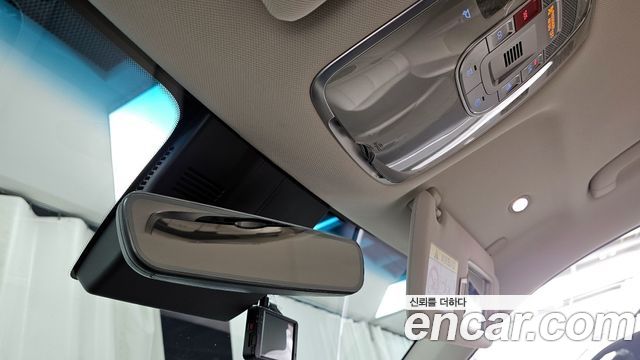 Genesis GV70 2.5T Gasoline AWD 2022 — фото 17