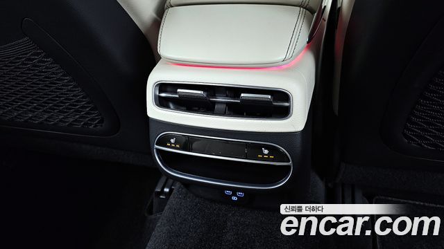 Genesis GV70 2.5T Gasoline AWD 2022 — фото 19