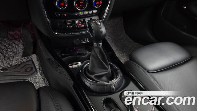 MINI Cooper Clubman High 2nd 2017 — фото 9