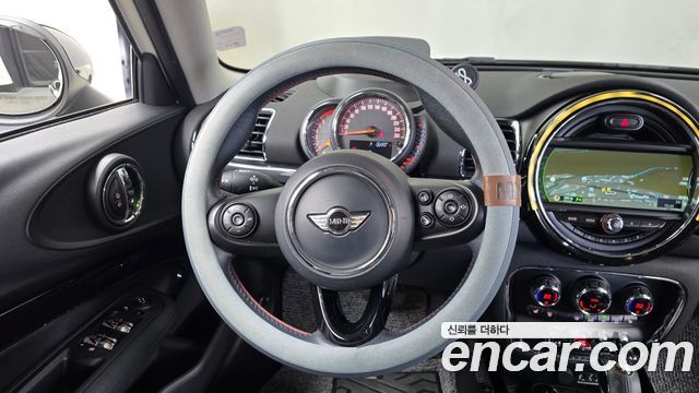 MINI Cooper Clubman High 2nd 2017 — фото 13
