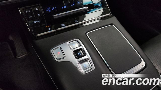 Hyundai Grandeur (IG) 3.0 LPi Rent Car Premium 2022 — фото 9