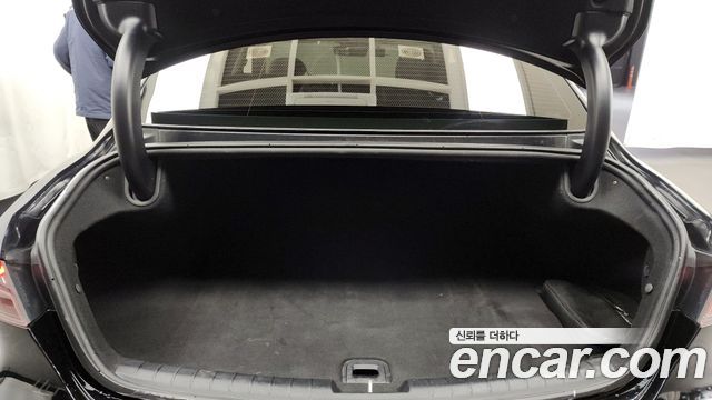 Hyundai Grandeur (IG) 3.0 LPi Rent Car Premium 2022 — фото 20