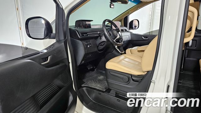 Hyundai Staria Tourer 11-Seater Modern 2022 — фото 10