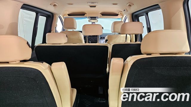 Hyundai Staria Tourer 11-Seater Modern 2022 — фото 20