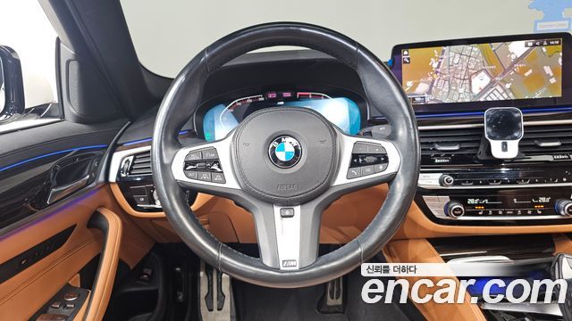 BMW 5 Series (G30) 520i M Sport 2021 — фото 17