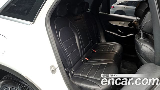 Mercedes-Benz GLC-Class (X253) GLC300e 4MATIC 2021 — фото 12
